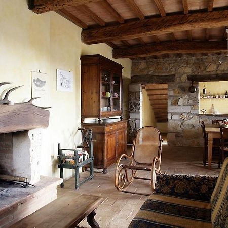 Agriturismo Surripa أميليا الغرفة الصورة